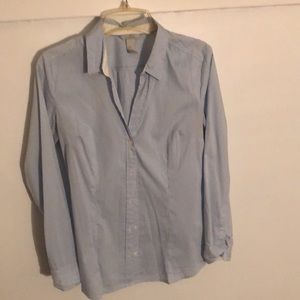 Smart looking H&M blue & white pinstripe button down shirt. Fitted style - Cute!